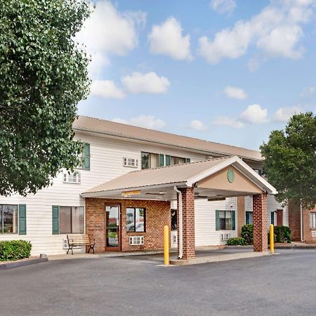 Super 8 By Wyndham West Memphis Hotel Ngoại thất bức ảnh
