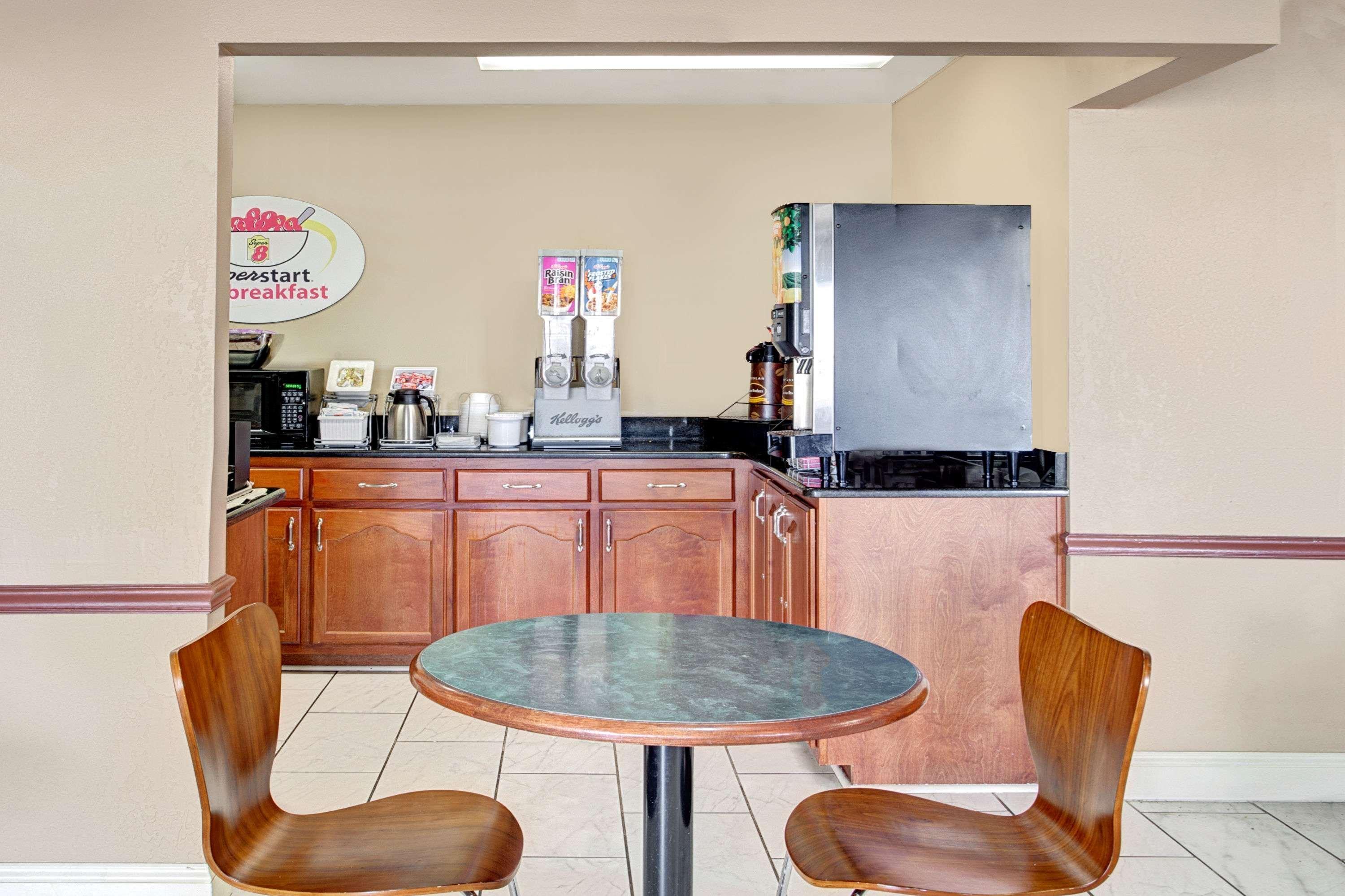 Super 8 By Wyndham West Memphis Hotel Ngoại thất bức ảnh